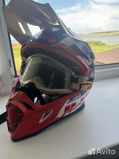 Продам шлем в идеальном состоянии