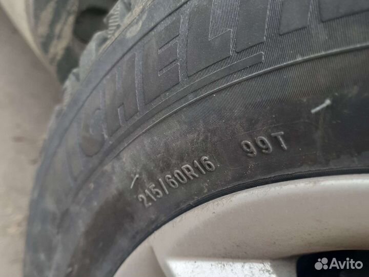 Michelin X-Ice North 3 215/60 R16 99T