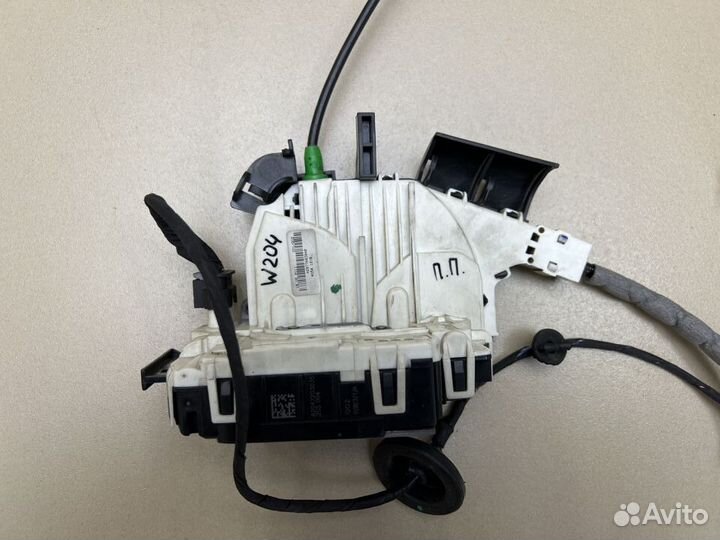 Замки дверей Mercedes C-class W204