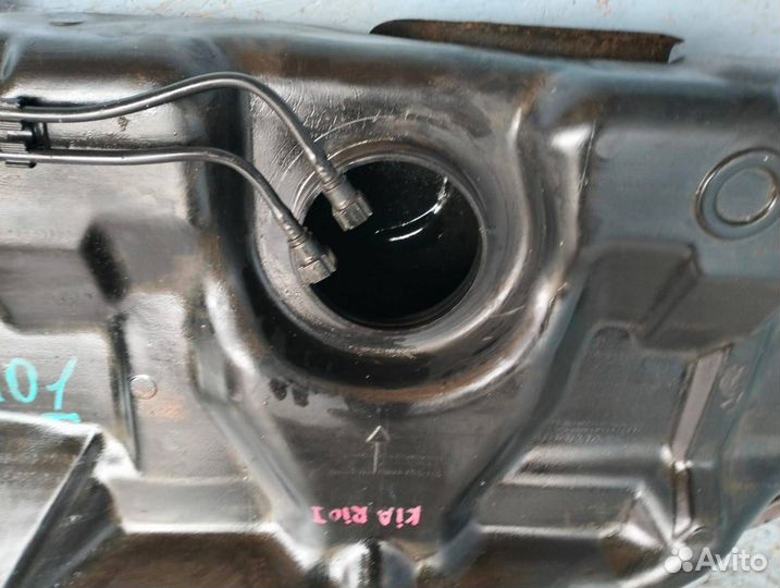 Топливный бак Kia Rio 1 универсал