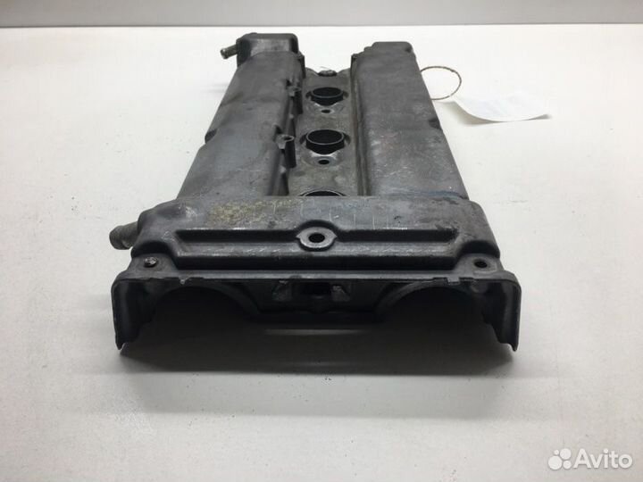 Крышка головки блока цилиндров левая Mitsubishi