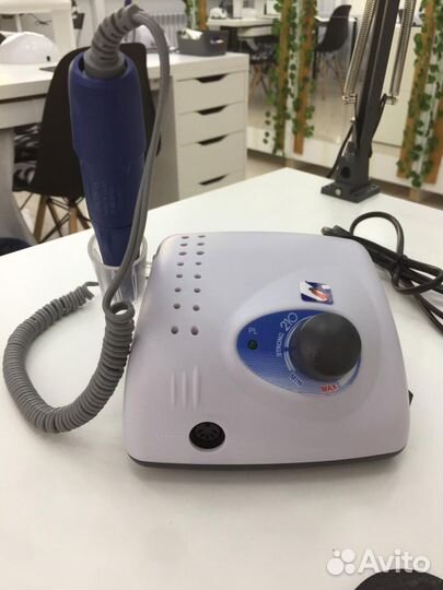 Маникюрный аппарат нов. Strong 210