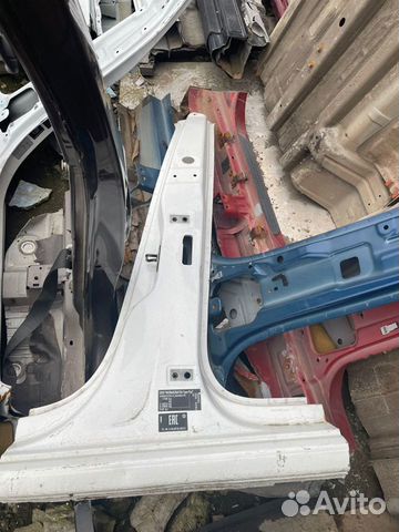 Стойка кузова Volkswagen Polo 5