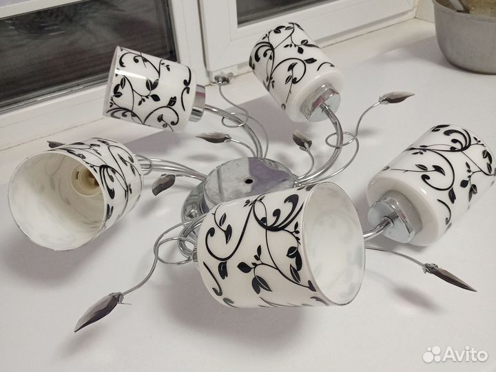 Люстра потолочная