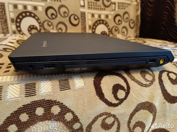 Игровой Lenovo B590