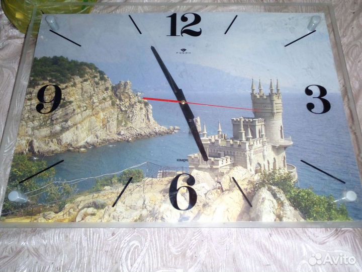Часы настенные