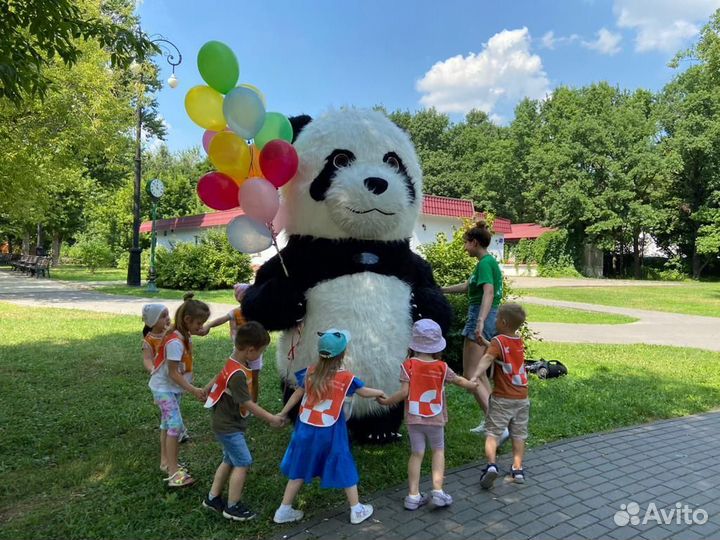 Большой белый медведь.Ростовая кукла.Подарок