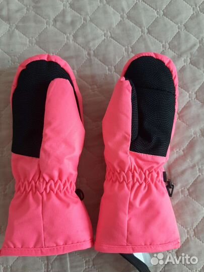 Новые зимние варежки 7-8 лет