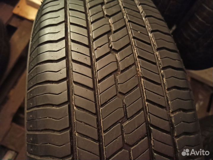 Yokohama Geolandar G033 215/70 R16