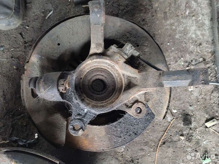 Кулак поворотный Geely mk