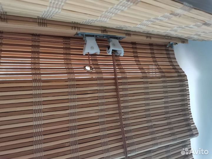 Римская штора деревянная