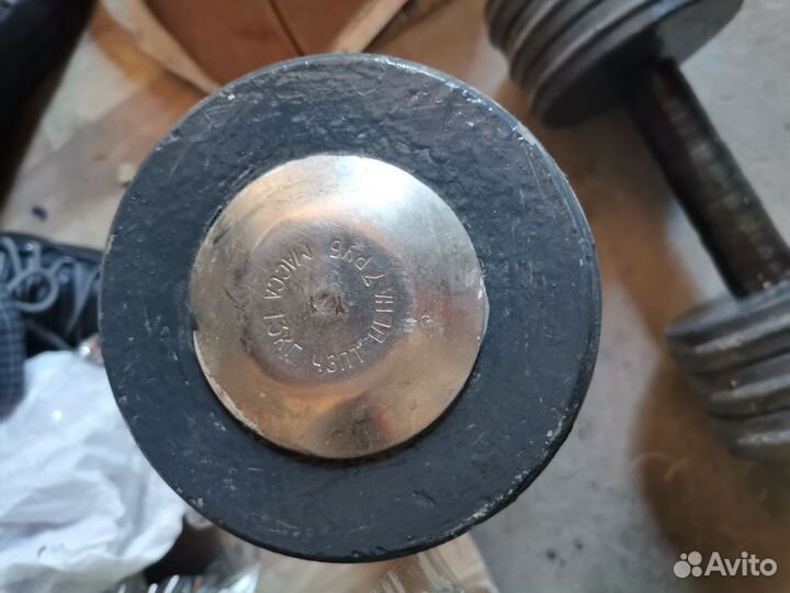 Гантели разборные13 кг в хорошем состоянии