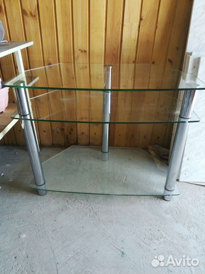 Стеклянная тумба под тв