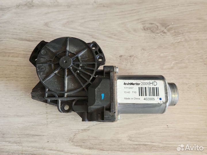 Мотор стеклоподъемника Hyundai Elantra HD