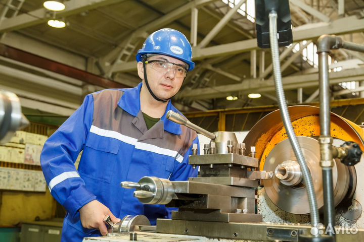Токарь (вахта в Ленинградской области)