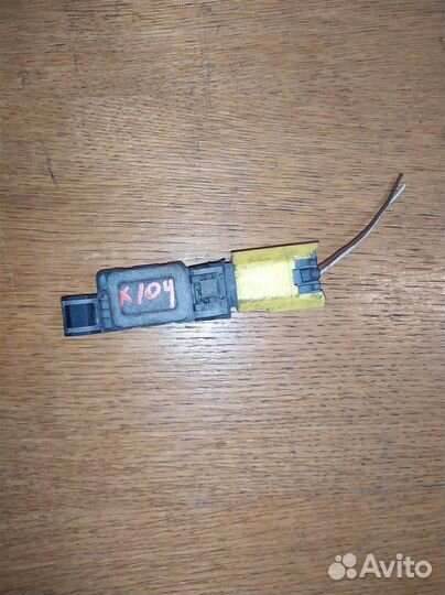 Датчик удара VW Touareg