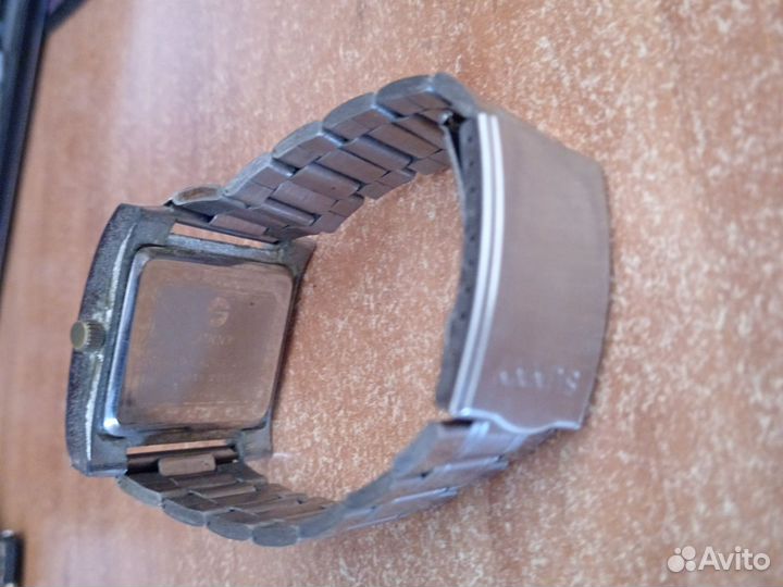 Наручные часы