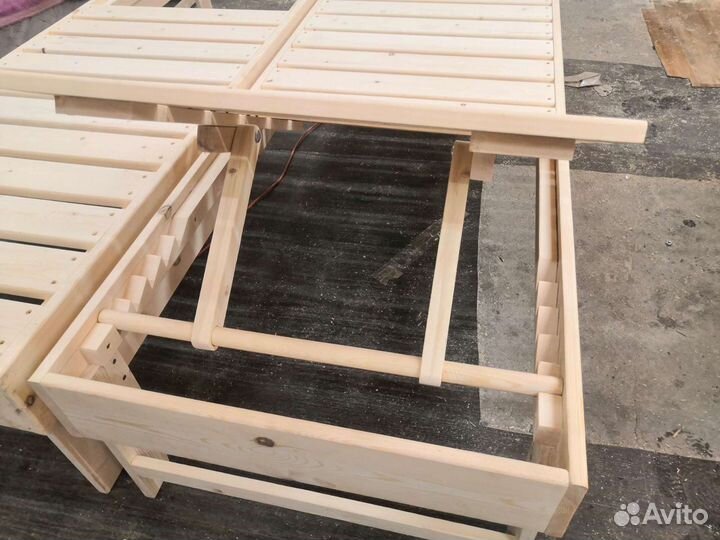 Шезлонг лежак