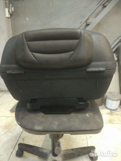 Кофр givi Simply 45 л с площадкой givi