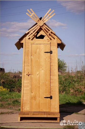 Уличный туалет с установкой