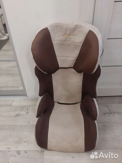 Автомобильное кресло 15-36 кг