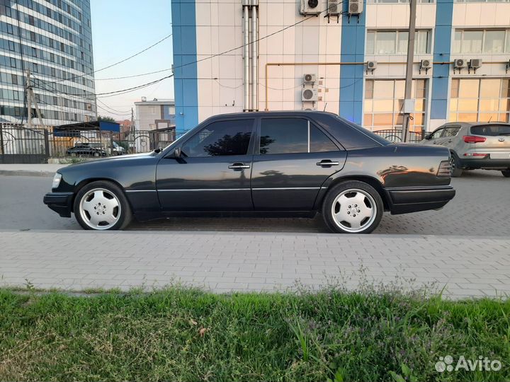 Mercedes-Benz E-класс 3.2 AT, 1993, 454 000 км