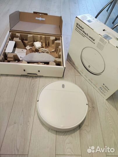 Робот пылесос Xiaomi Vacuum Mop Essential