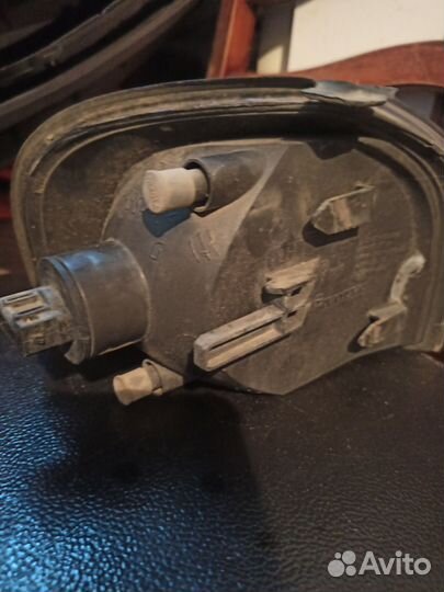 Поворотник volvo s80