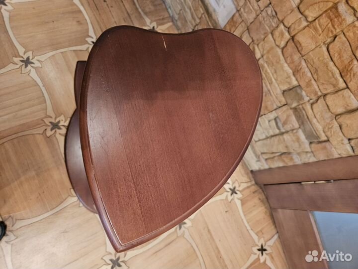 Подставка для цветов