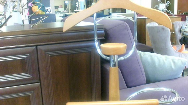 Вешалка для одежды напольная