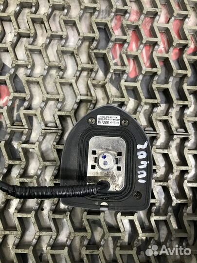 Антенна Acura MDX 39150-STX-A021-M1