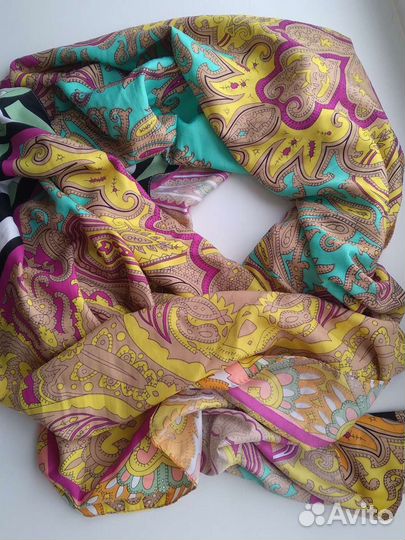 Палантин весенний шелк