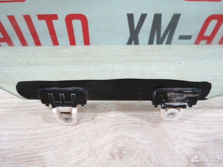 Стекло двери заднее правое Nissan Almera G15