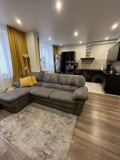 2-к. квартира, 71,5 м², 11/19 эт.