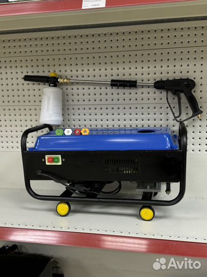 Мойка высокого давления HM 380 c пеногенератором