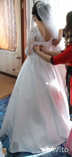 Свадебное платье