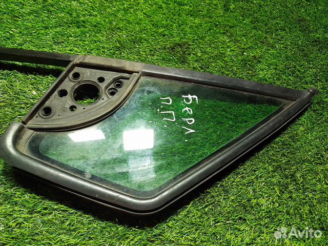 Форточка Citroen Berlingo передняя правая