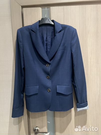 Брючный костюм женский