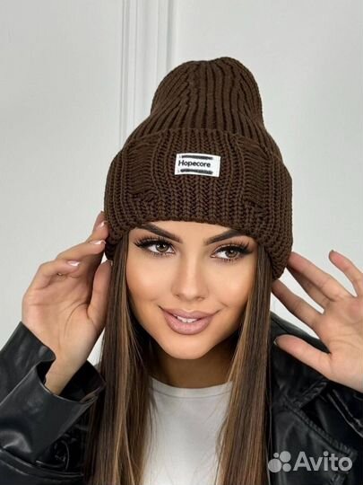 Шапка женская рваная