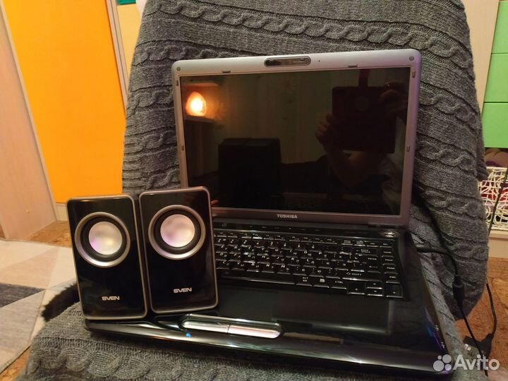 Ноутбук toshiba