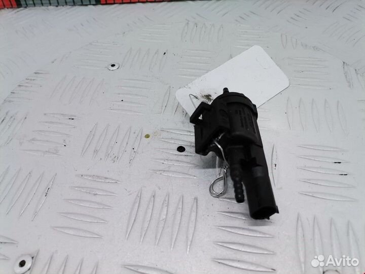 Клапан вентиляции топливного бака Jeep Compass