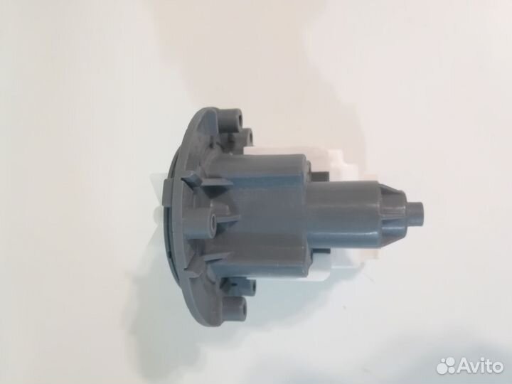 Помпа hanyu на 3-x болтах