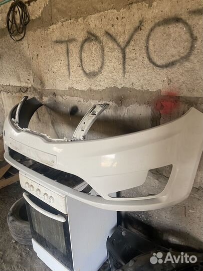 Передний бампер kia rio 3 белый