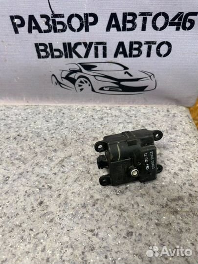 Сервопривод заслонок печки Nissan Qashqai J10