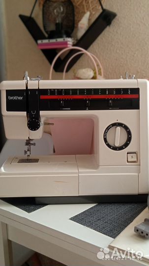 Швейная машина Brother