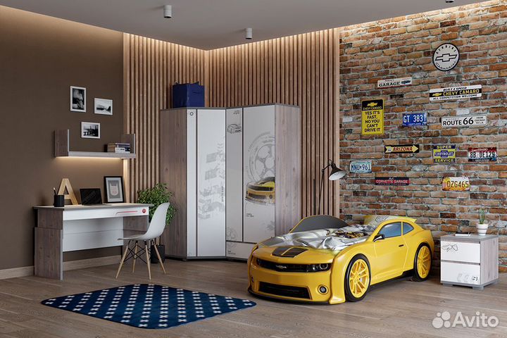 Детская кровать машина