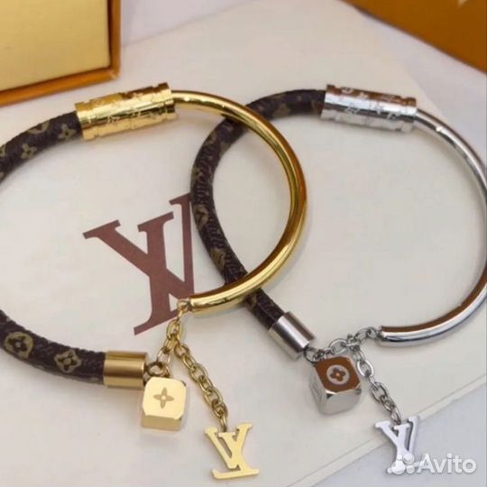 Браслет LV