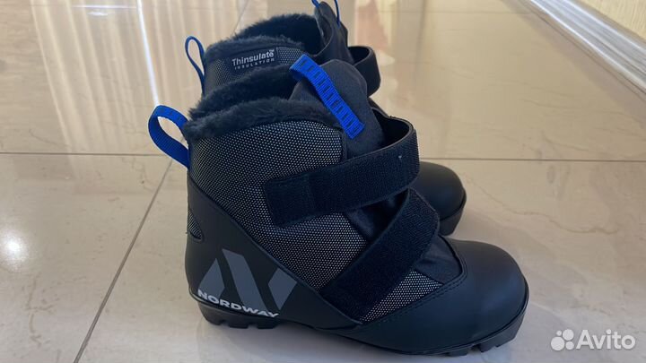 Ботинки лыжные