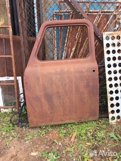 Продам дверь на газ 53