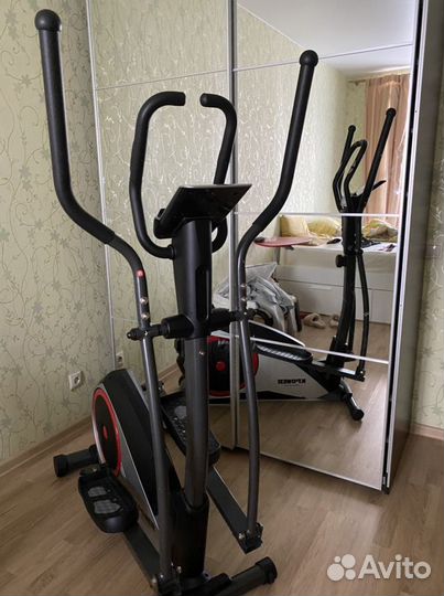 Эллиптический тренажер